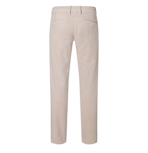 Cordhose Pedro im Comfort Fit von MAC