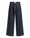 Weite Jeans mit Bindegürtel von Lolaliza