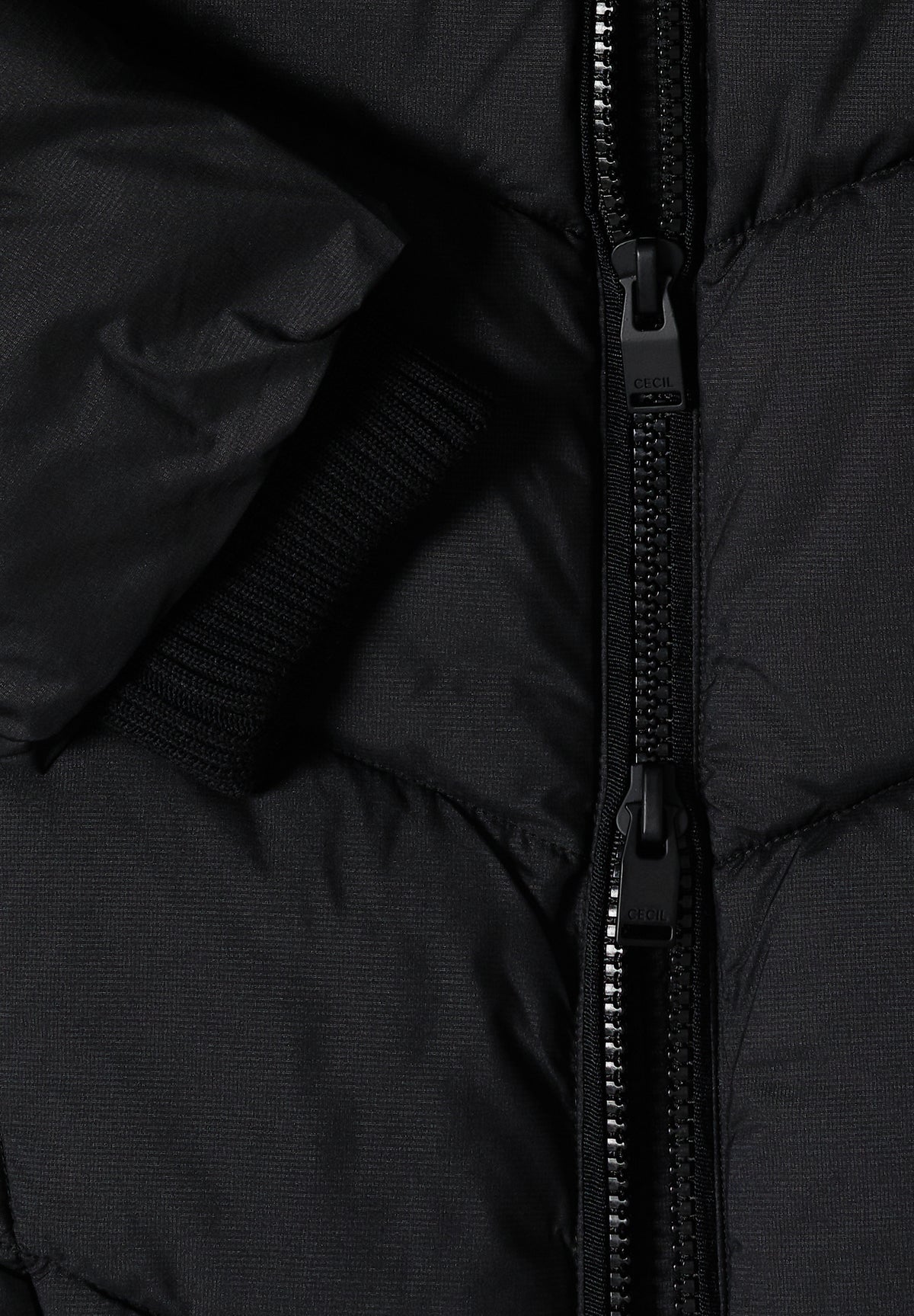Puffer-Jacke in Midi-Länge mit Kapuze