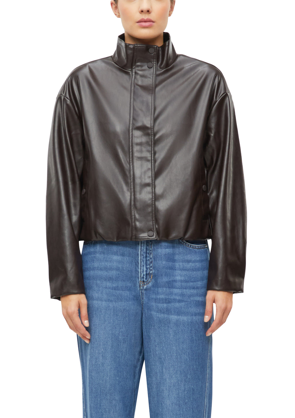 Kurze Jacke in Lederoptik mit hohem Kragen von s.Oliver