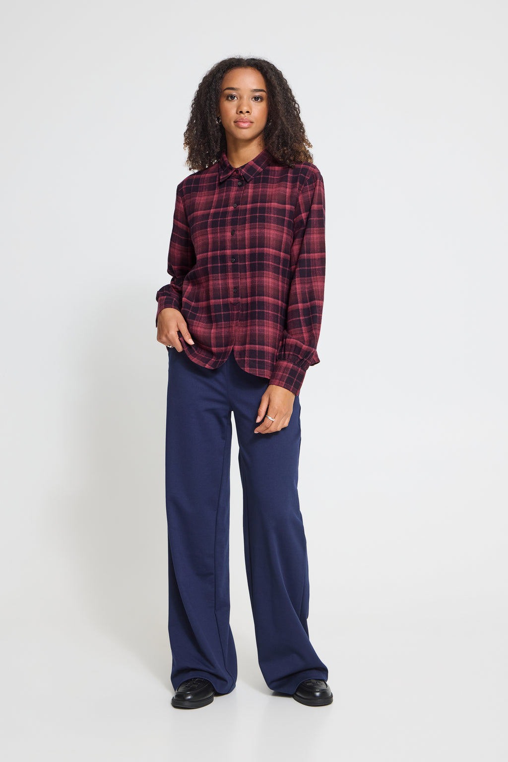 Karobluse Idalia von Ichi