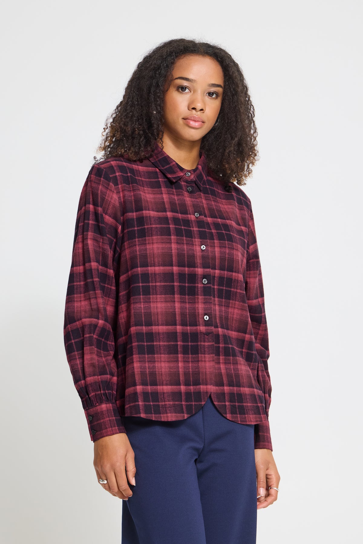 Karobluse Idalia von Ichi