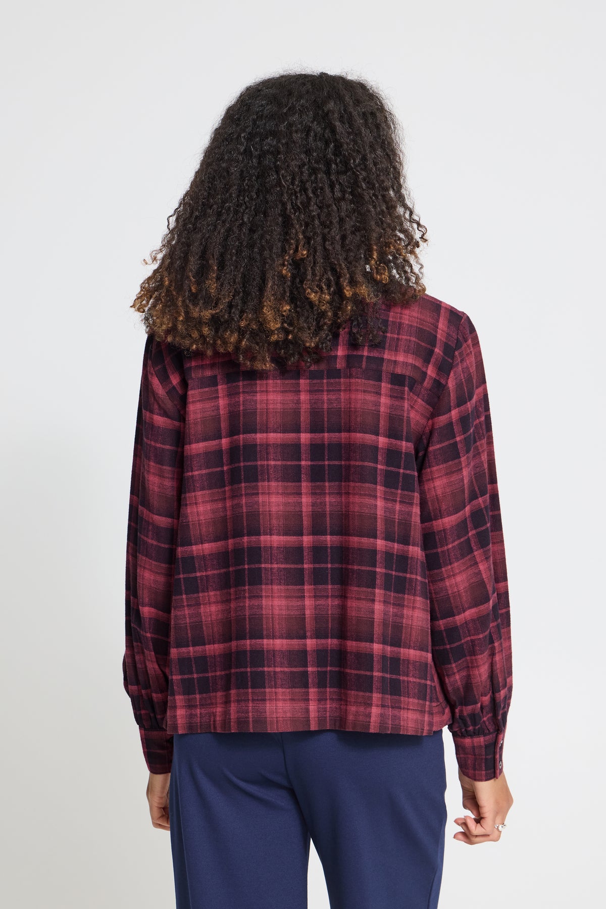 Karobluse Idalia von Ichi