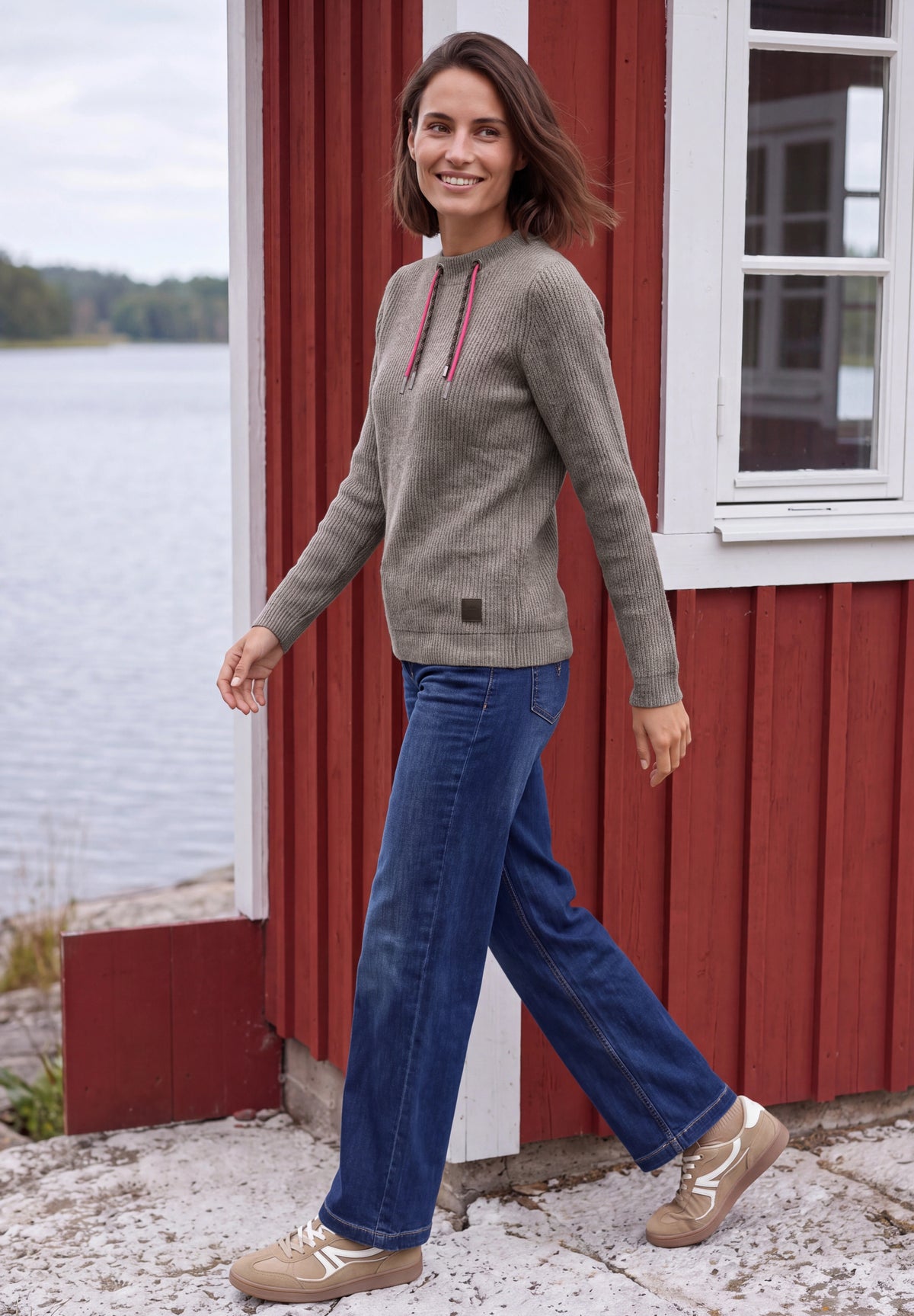 Shirt in Rippstruktur mit Funnel Neck von Cecil