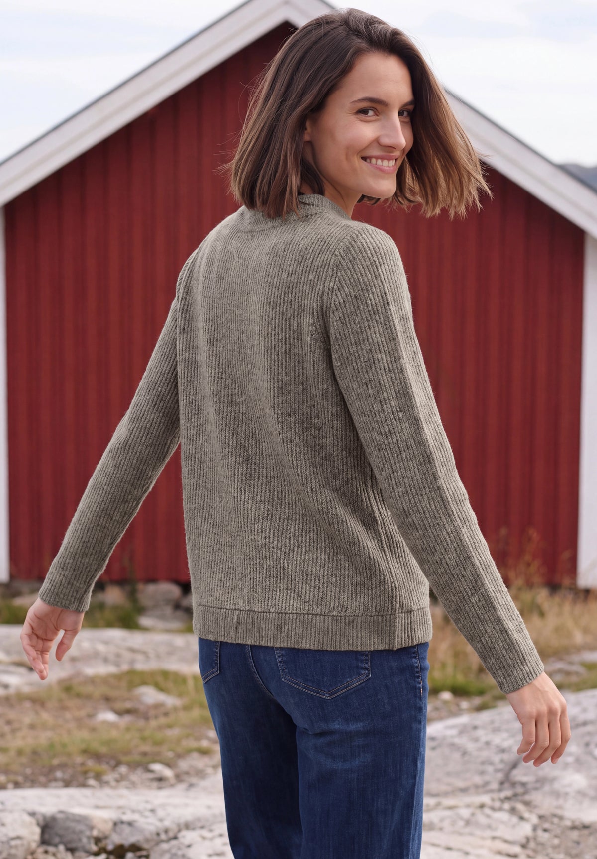 Shirt in Rippstruktur mit Funnel Neck von Cecil