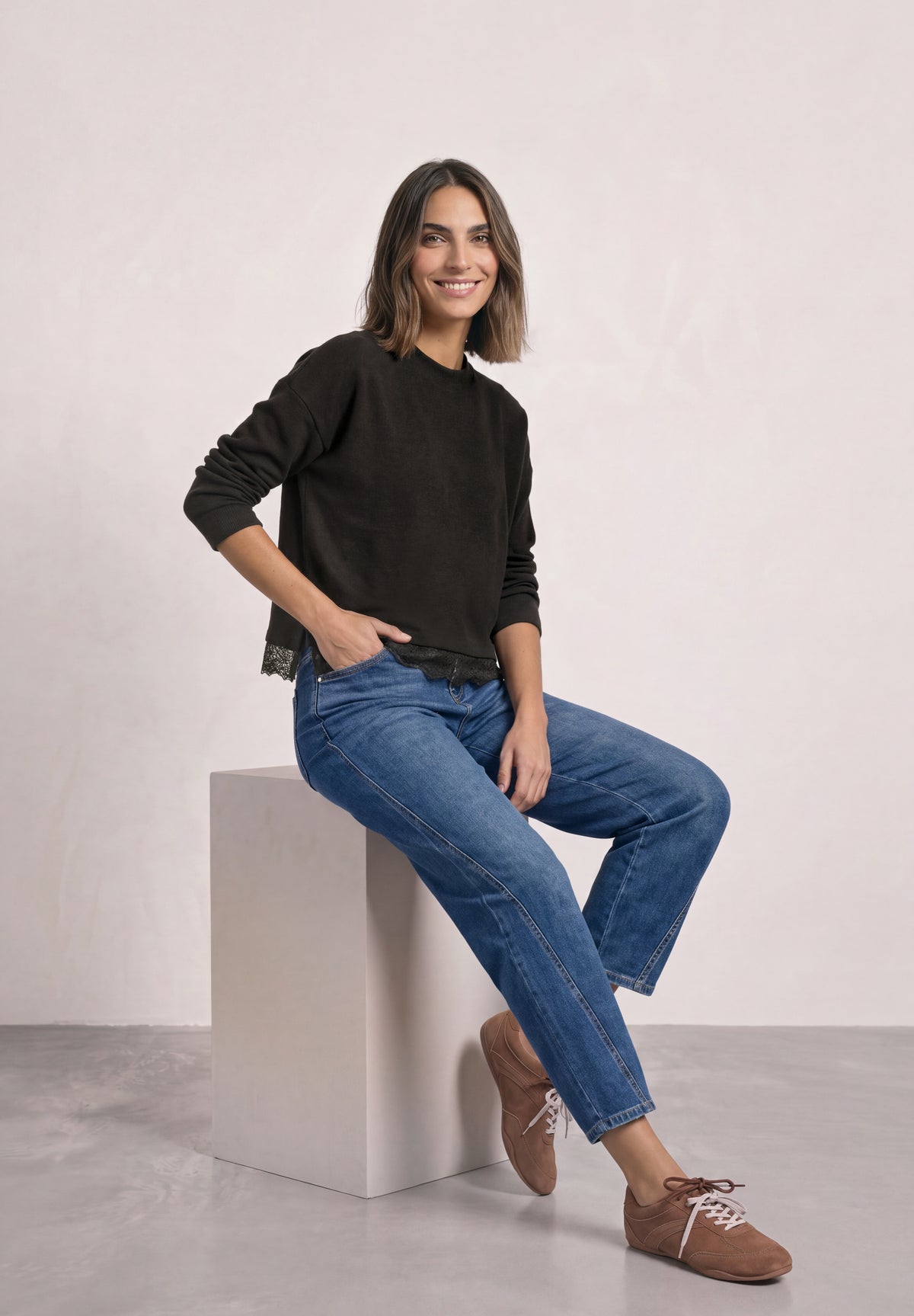 Langarm Shirt mit Rundhals und Spitzenborte von Street One