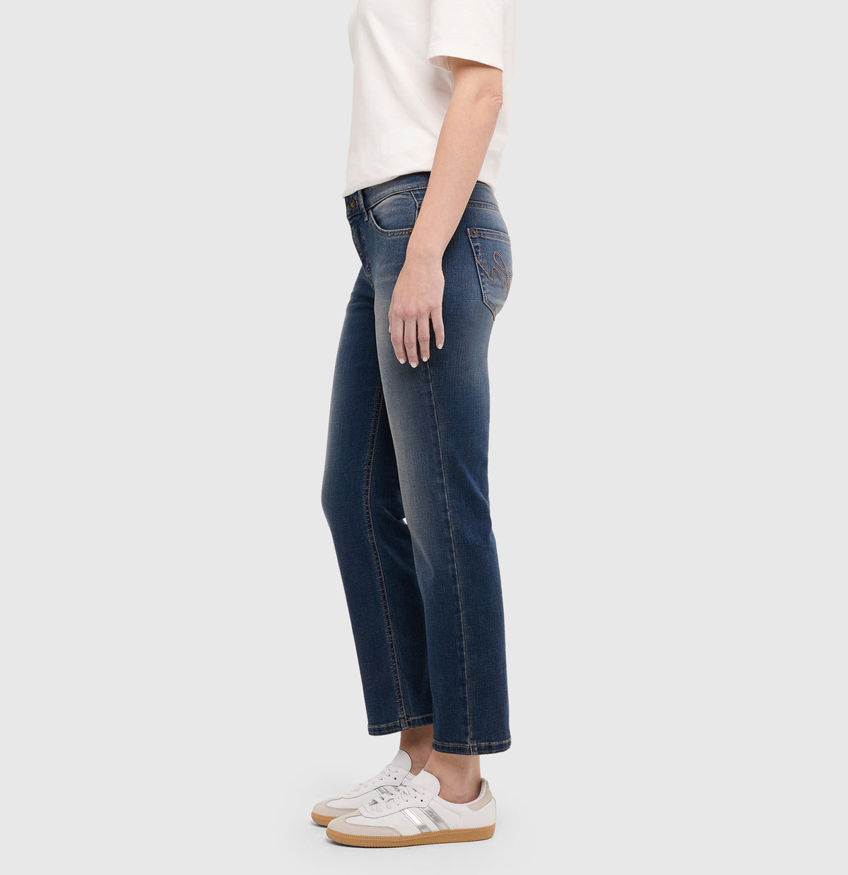 Slim-Fit-Jeans Carrie in Light Authentic Denim von MAC