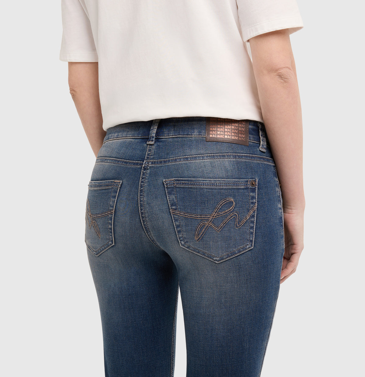 Slim-Fit-Jeans Carrie in Light Authentic Denim von MAC