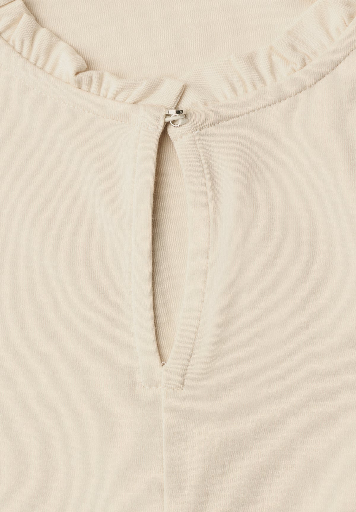 Basic Shirt mit Rüschen und Cut-Out-Detail von Street One