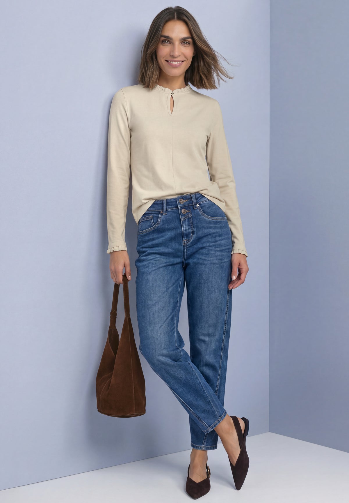 Basic Shirt mit Rüschen und Cut-Out-Detail von Street One