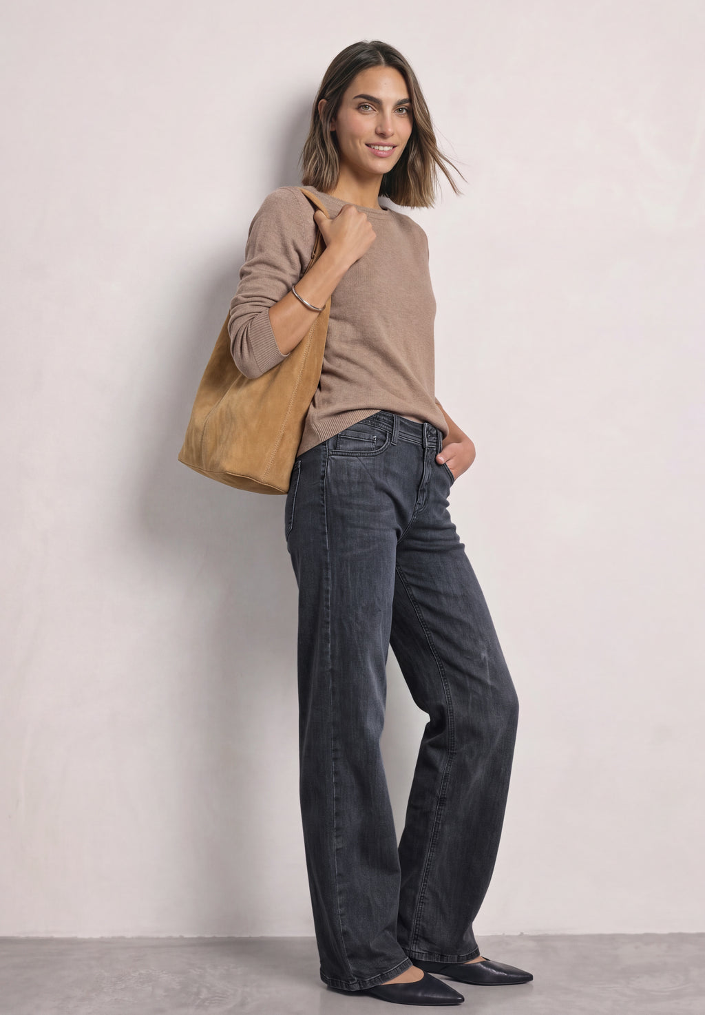 Wide Leg Jeans mit details am Bund