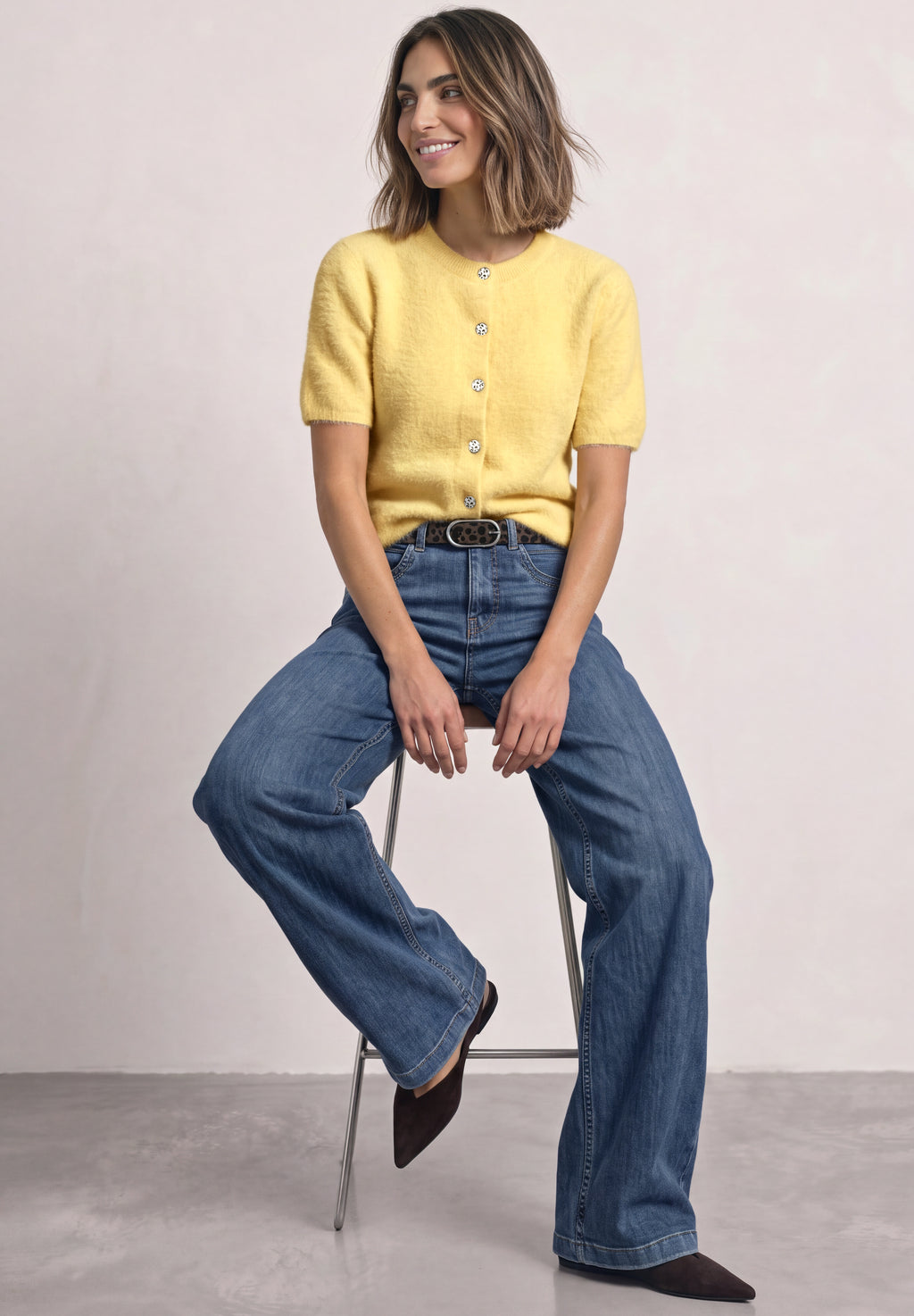 Kurzarm Cardigan mit Rundhals und Knöpfen
