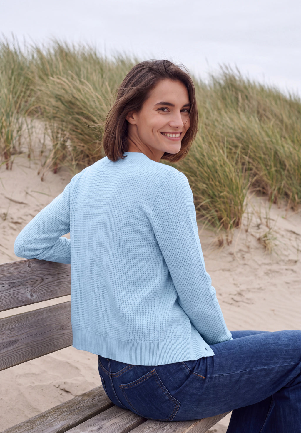 Cardigan mit Rundhals und Knopfleiste