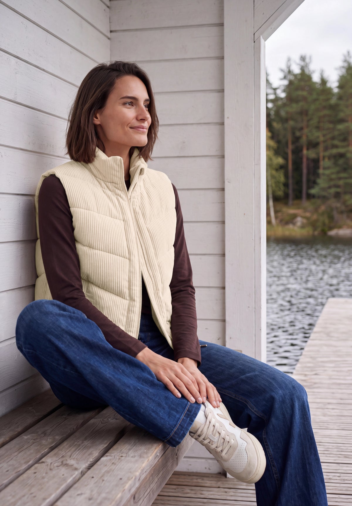 Cord-Weste mit Steppmuster und Zipper