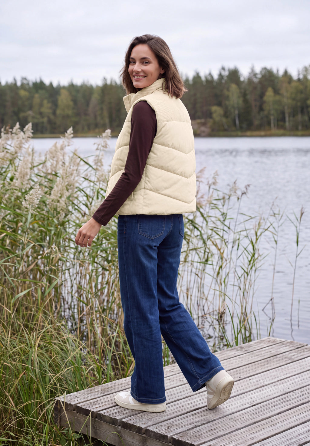 Cord-Weste mit Steppmuster und Zipper