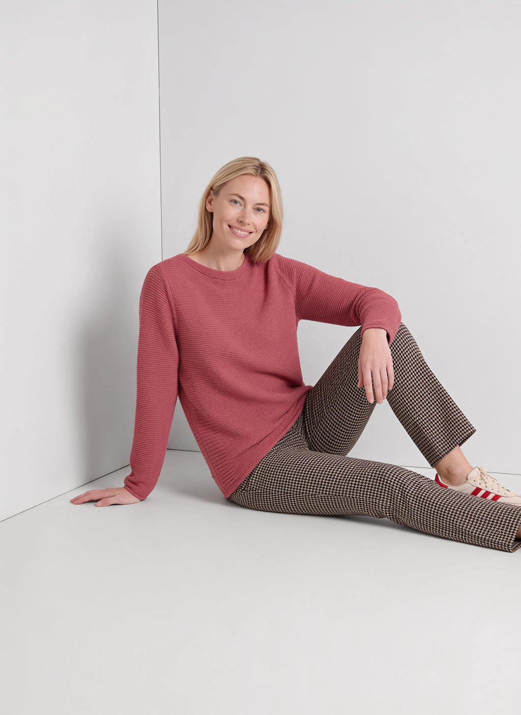Feinstrick-Pullover mit Rundhals von Rabe