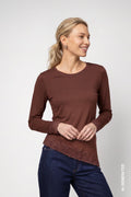 Langarmshirt mit Spitzenborte und Asymmetrie von Monari