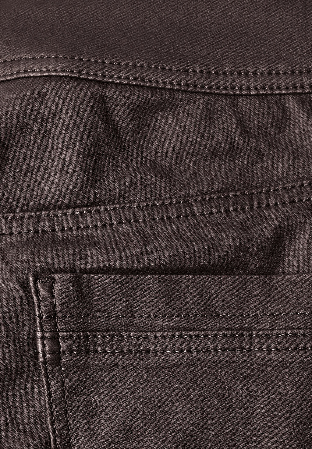 Beschichtete Hose im Slim Fit von Cecil