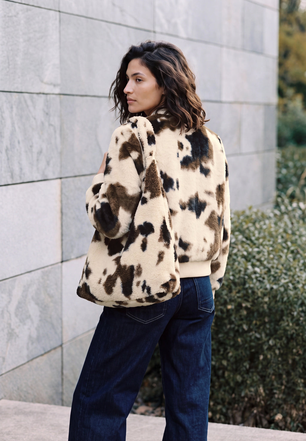 Fake Fur Blouson mit Kuhmuster von Cecil
