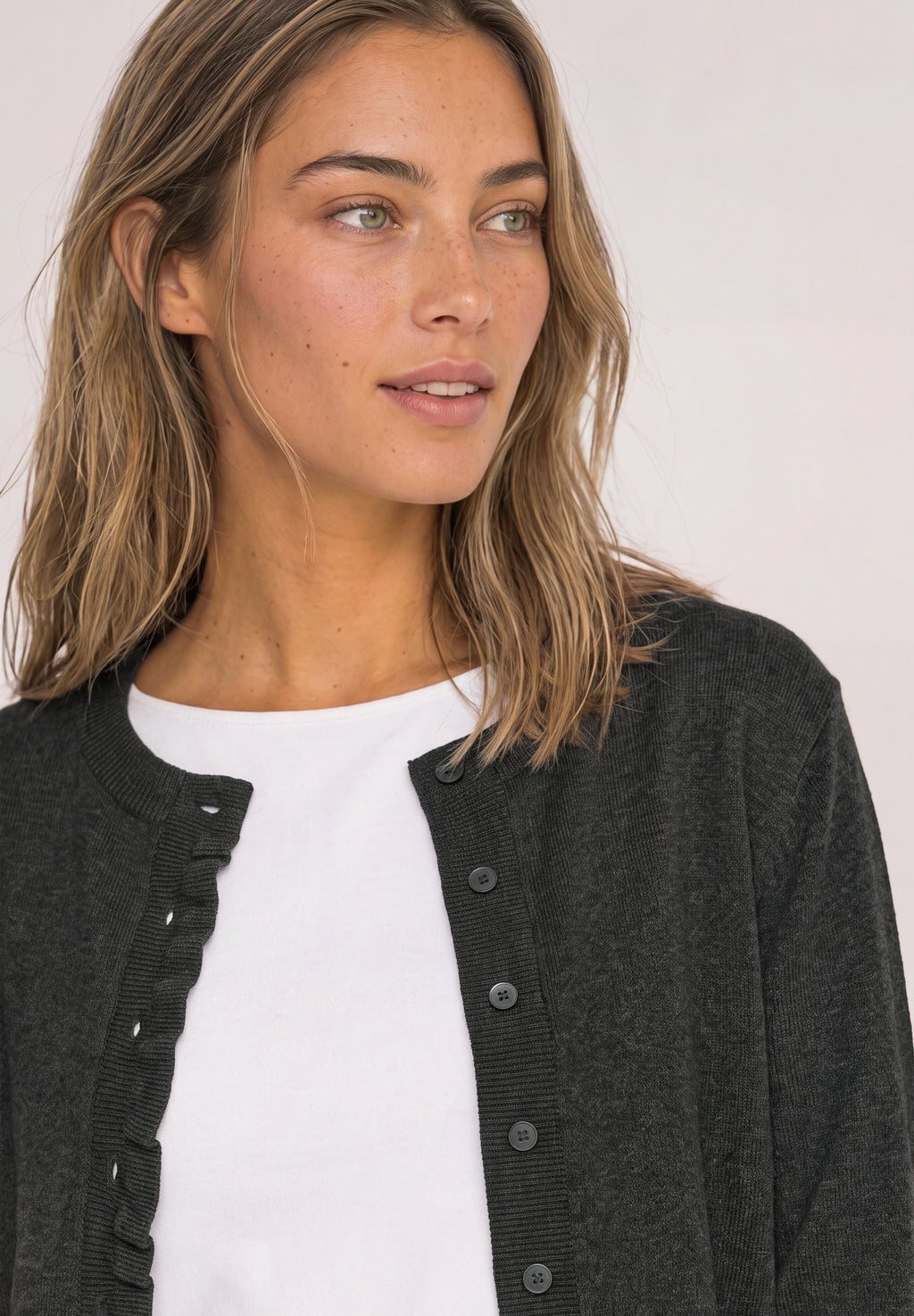 Cardigan mit Rundhals und Rüschendetails von Street One