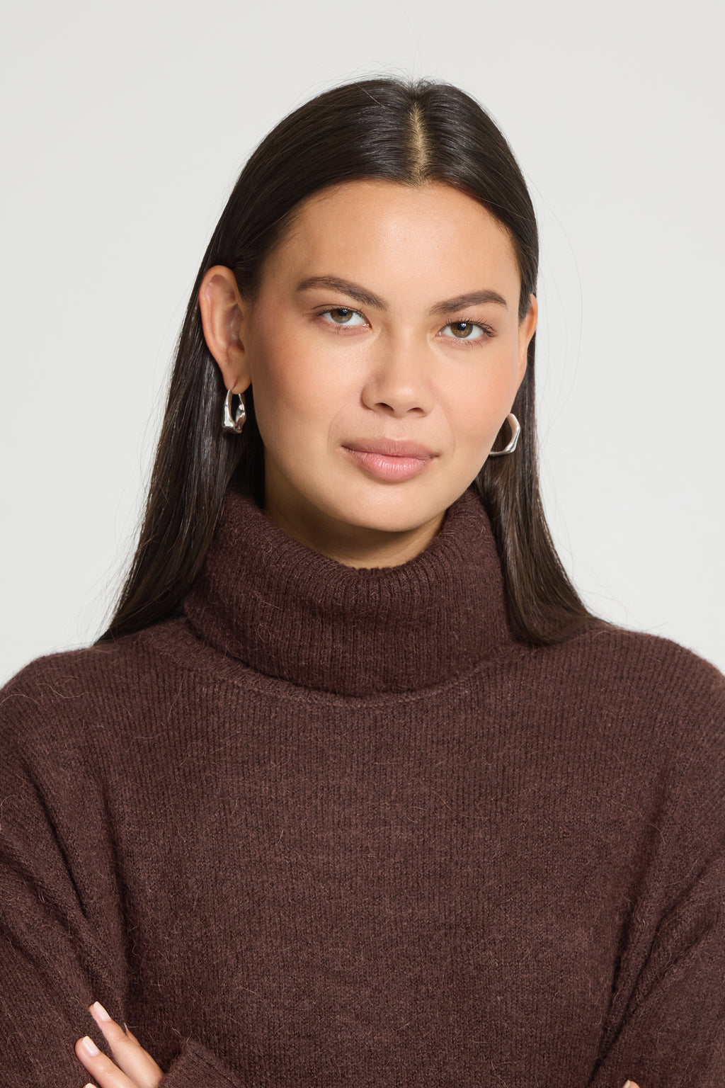 Rollkragenpullover Kamara in Dunkelbraun von ICHI