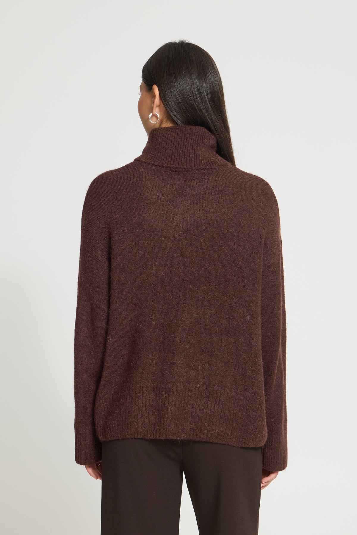 Rollkragenpullover Kamara in Dunkelbraun von ICHI